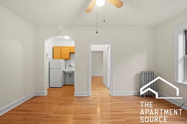 Photo - 2530 N Sawyer Ave Unidad 207