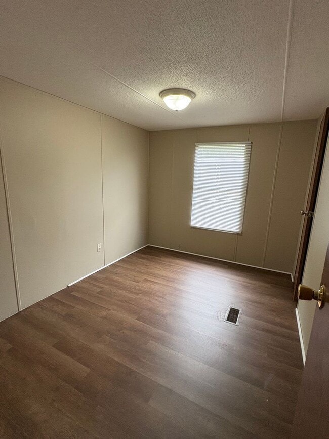Photo - Spacious 3 Bedroom In Yorktowne