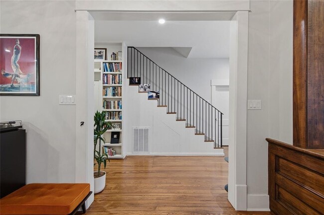 Photo - 906 Willow St