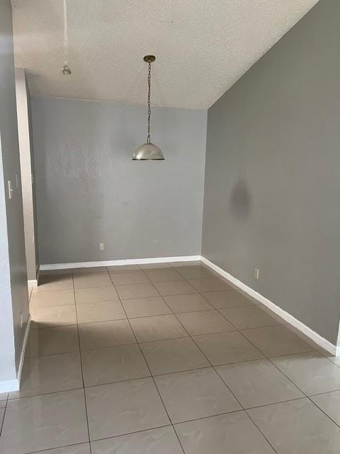 Photo - 339 Fantail Loop