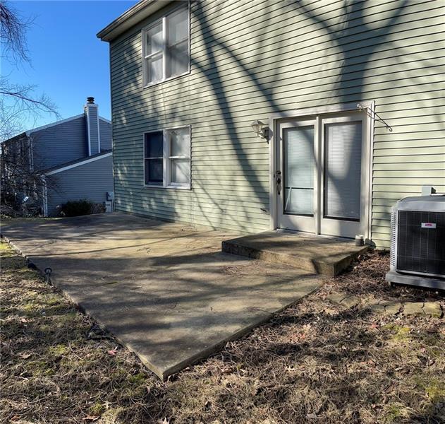 Photo - 1293 Manor Dr