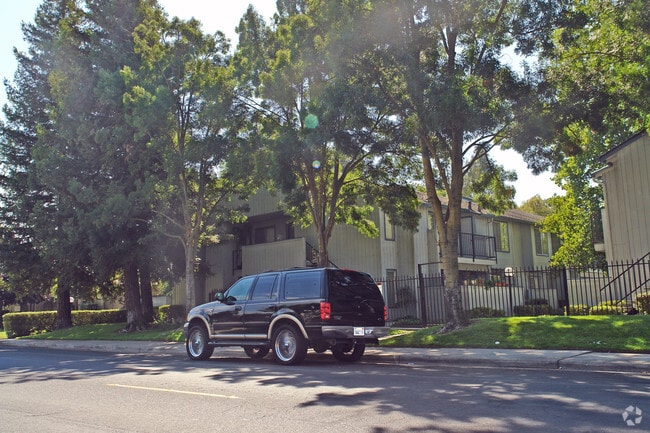 Photo - Kelley Drive Condominiums