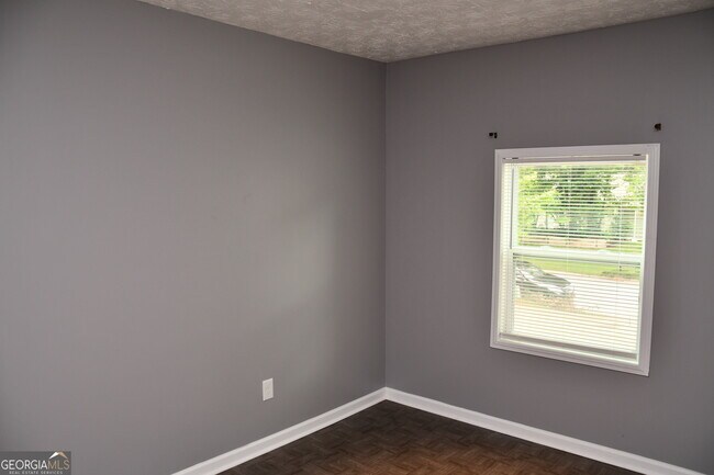 Photo - 5932 Homestead Cir