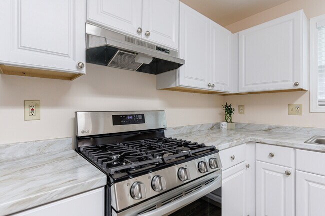 Photo - 1248 Falling Water Dr