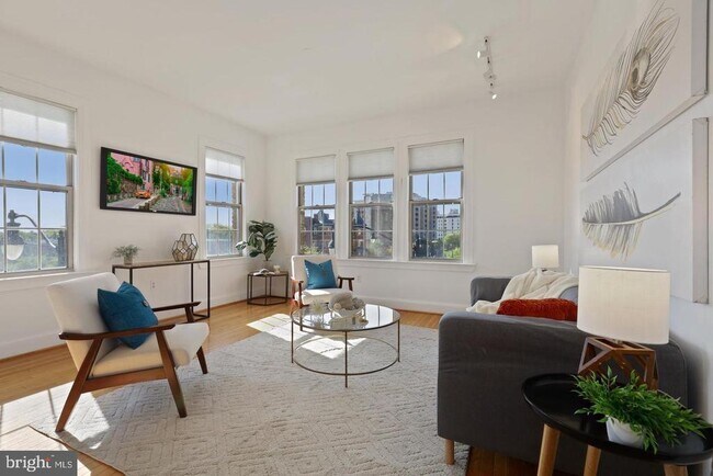 Photo - 1401 Columbia Rd NW Unit 316