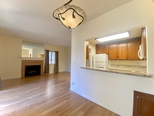 Photo - Homey 1-bedroom condo in Newark - convenient location! Unit D