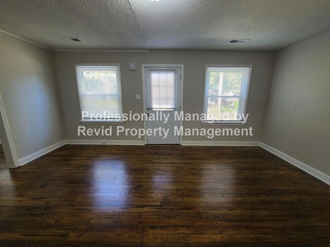 Photo - 1419 Depass Rd