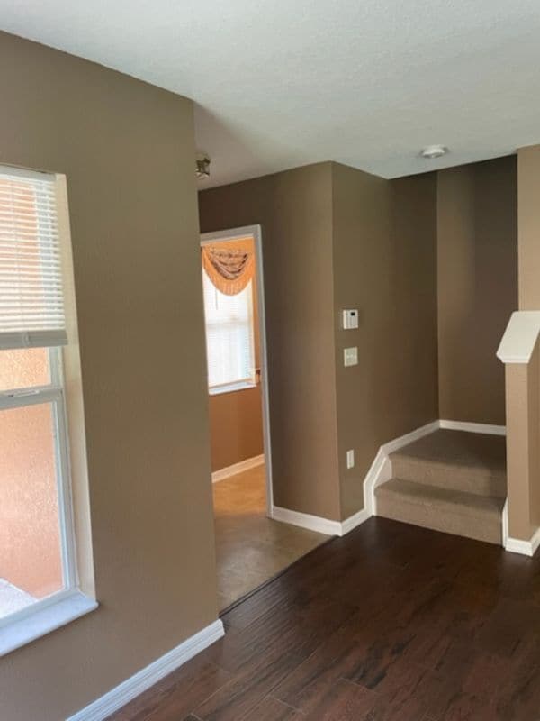 Photo - 10934 Johanna Ave