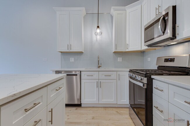 Photo - 1746 N California Ave