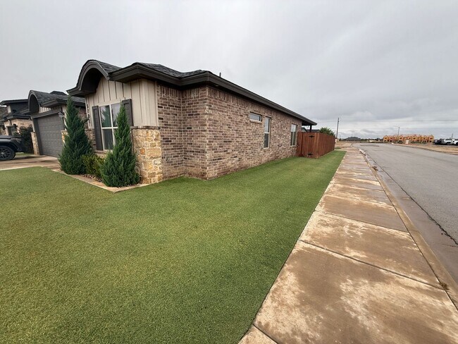 Photo - STONEWOOD ESTATES 3/2/2