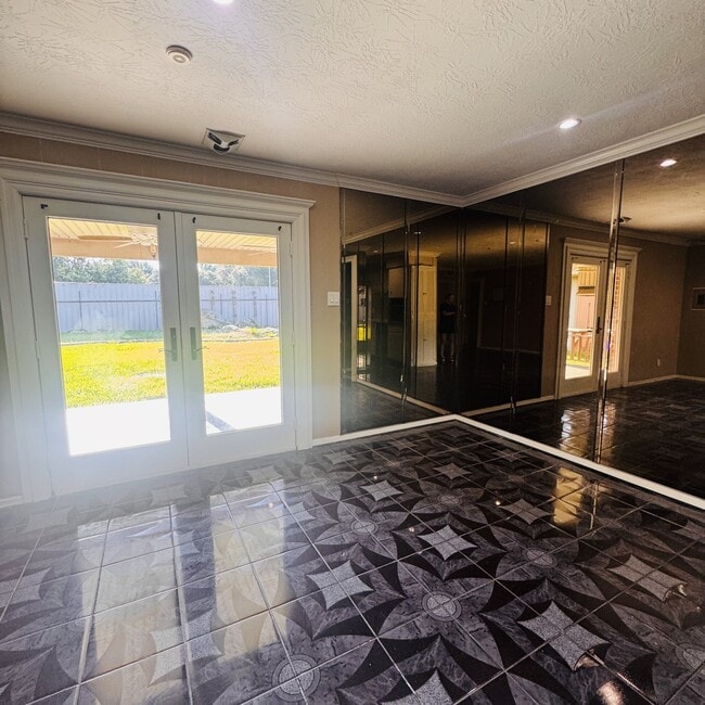 Photo - 3175 Sandalwood Dr
