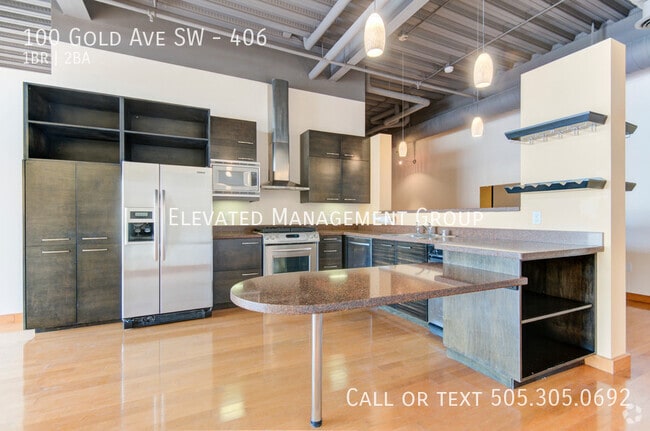 Building Photo - Luxury Gold Lofts! Bright Open Floor Plan ...