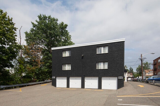 Photo - West Church Gardens: Virtual Directory, Ca...