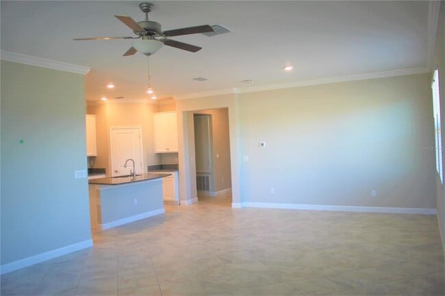 Photo - 9077 Shadyside Ln