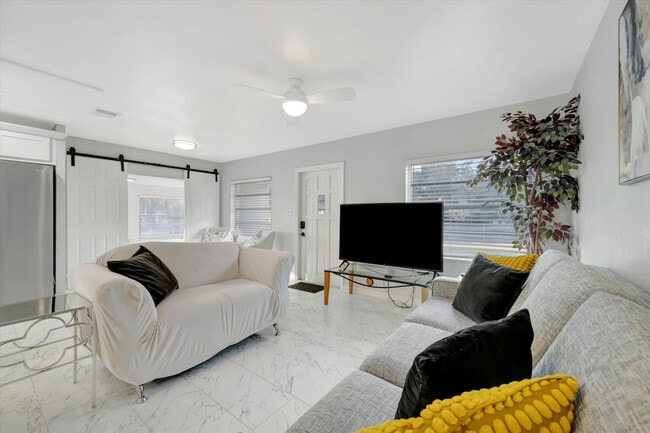 Photo - 4213 E Yukon St Unit ID1396873P