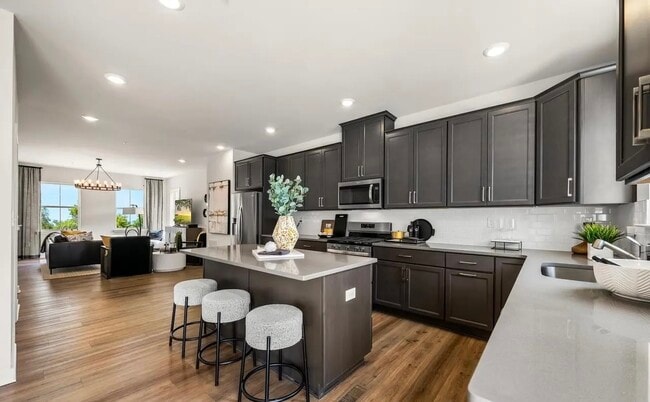 Photo - 12 Barbine Wy