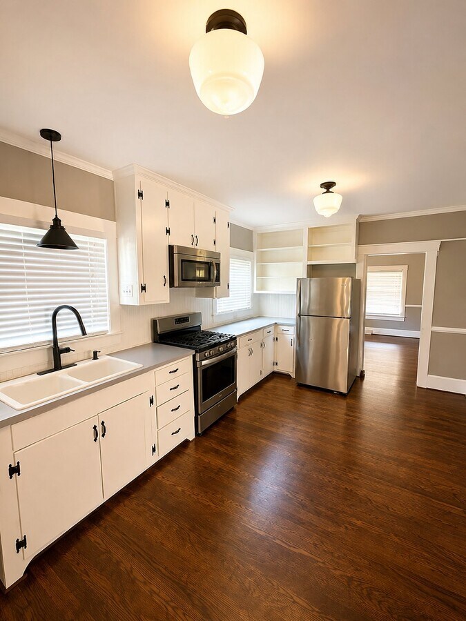 Photo - 116 Cabarrus Ave E