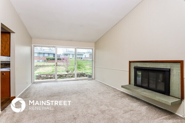 Photo - 5 Whitney Cir