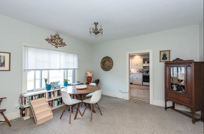 Photo - 512 Glenwood Ave SE Unidad 2