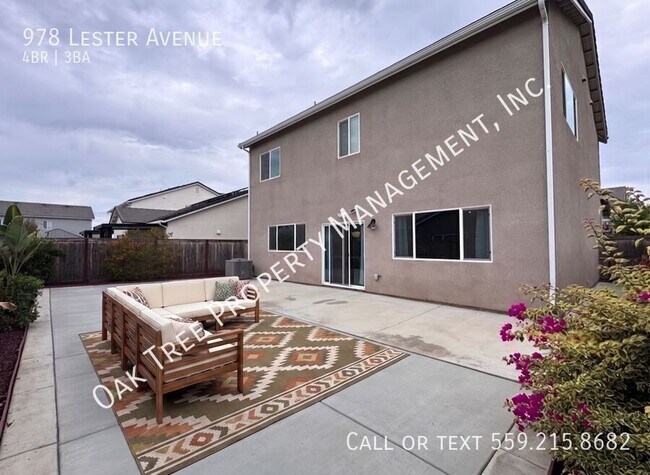 Photo - 978 Lester Ave