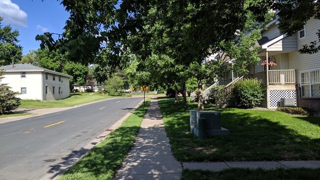 Photo - Location location location! This beautiful Fridley 3 bedroom townhouse, dont miss out!