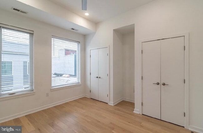 Photo - 2137 E Firth St Unit 2