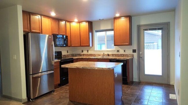 4 bedroom in Billings MT 59102 - 4 bedroom in Billings MT 59102 Condo