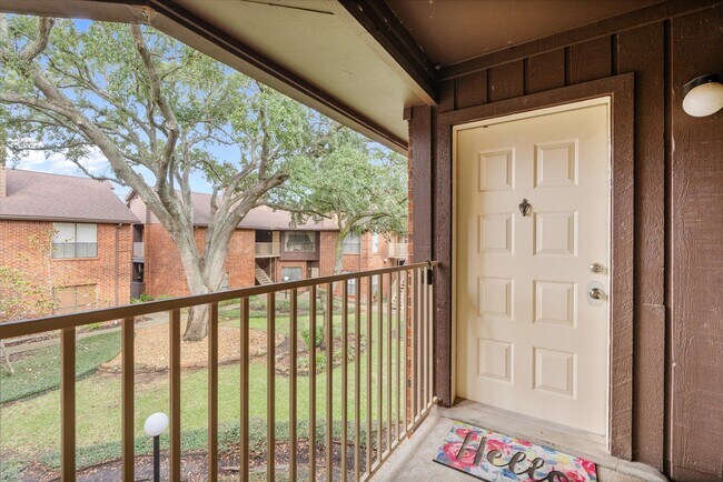 Photo - 3100 Walnut Bend Ln Unit 508