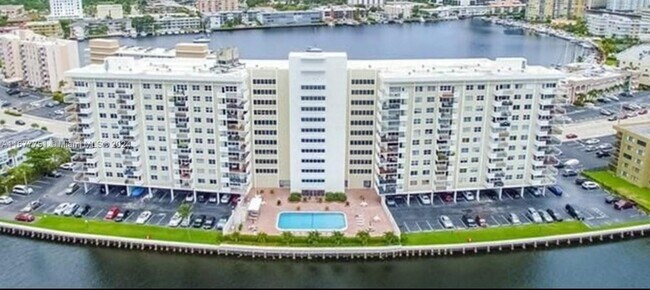 Photo - 401 Golden Isles Dr Unit 1108
