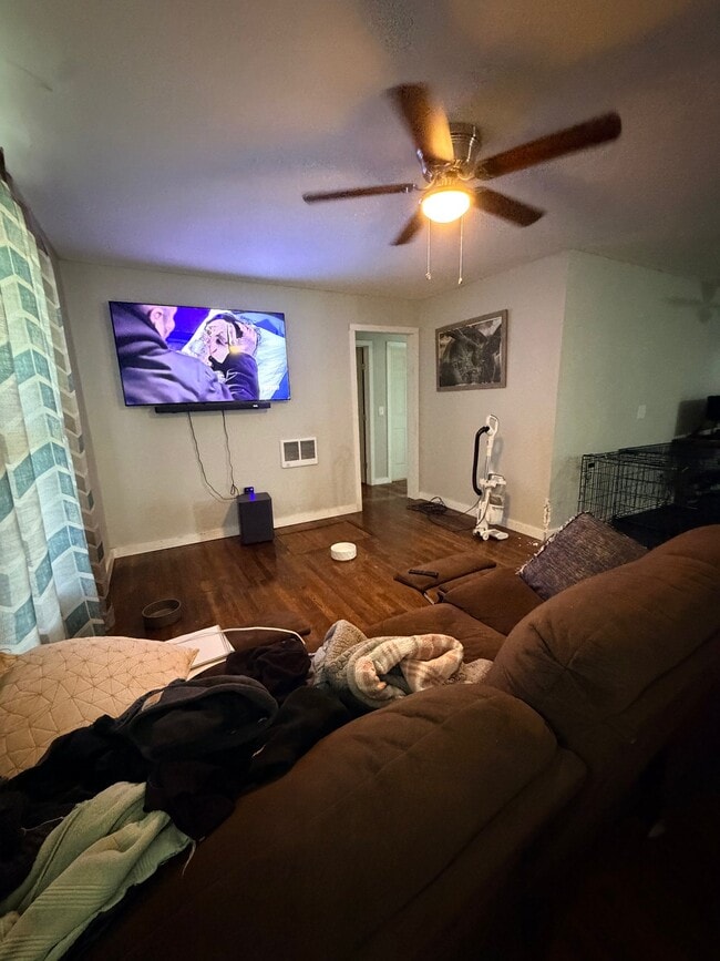 Photo - 1604 NW Floyd Ave