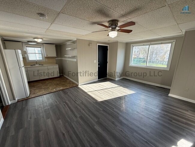 Photo - 85-85 Massasoit St Unit 2R