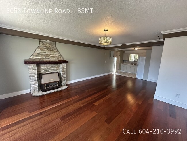 Photo - 2 Bedroom Basement Suite – Utilities Included Unit BSMT