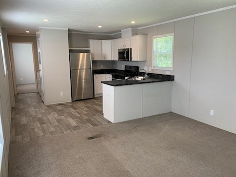 Building Photo - 160 Forrest Ave