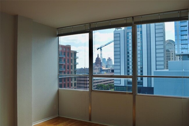 Photo - 1800 Lavaca St Unit 807