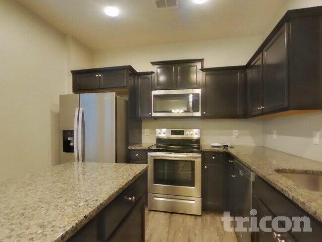 Photo - 86 Howard Ave