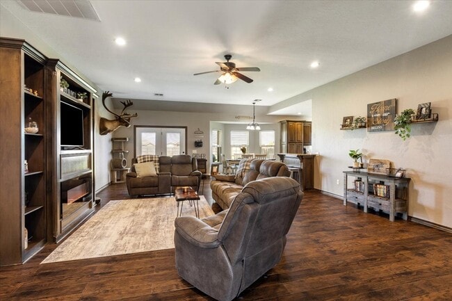 Photo - 8398 SW Sun Valley Dr