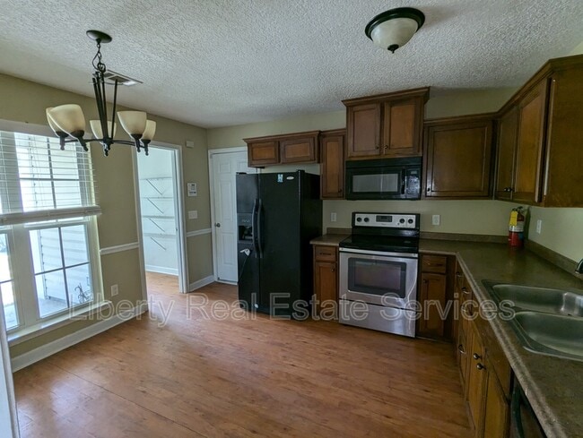 Photo - 202 Augusta Way