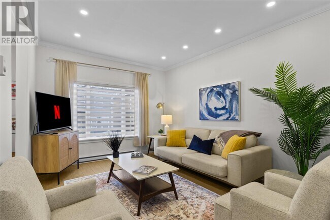 14 Cavell Ave