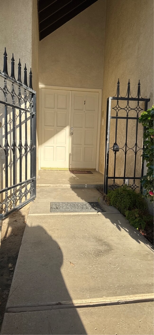 Photo - 3200 El Encanto Ct