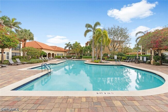 8940 Colonnades Ct E Unidad 734