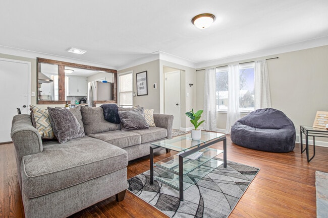 Photo - 6033 11th Ave S