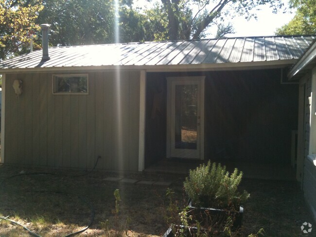 Building Photo - 1911 Houston Pl Unit ADU Rental