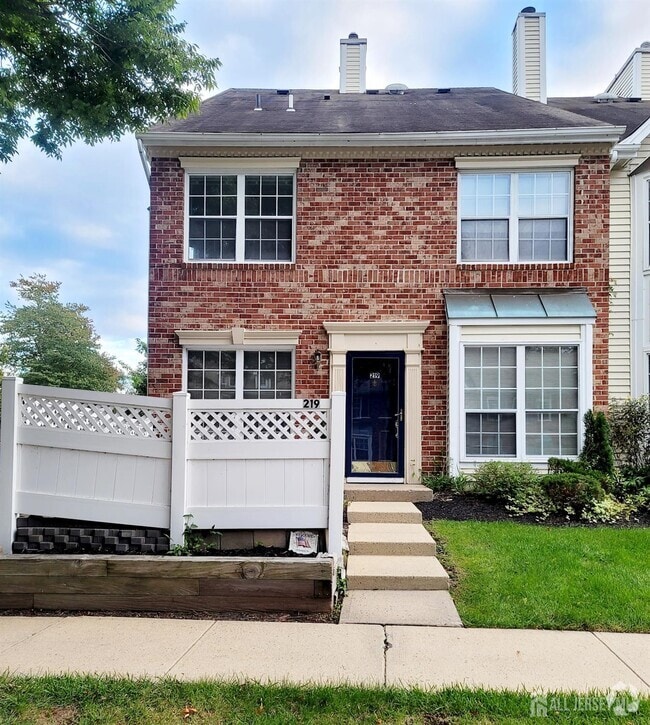 Building Photo - 219 Kempsey Dr Rental
