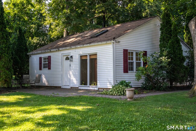 Photo - 57 Knollcrest Rd