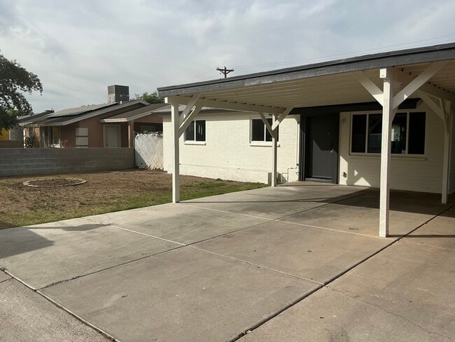 Photo - 4602 W Whitton Ave