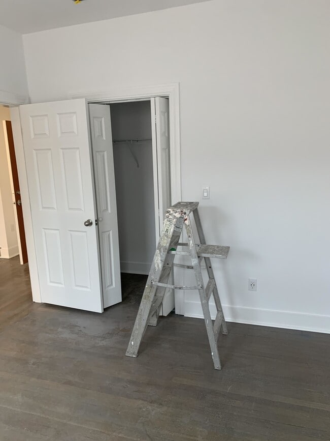 Photo - 11 Queensberry St Unit 39