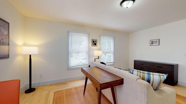 Photo - Red Maple Apartments