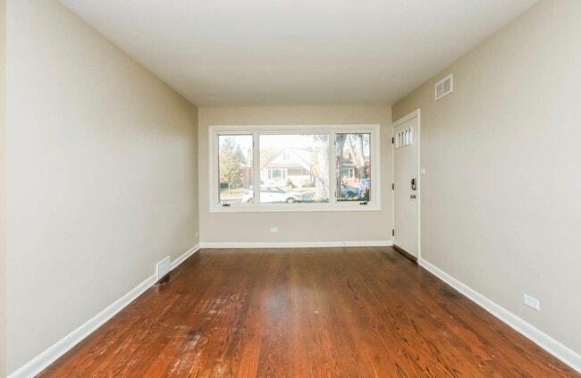 Photo - 10114 S California Ave