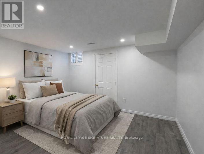 Photo - 38 Meandering Trail