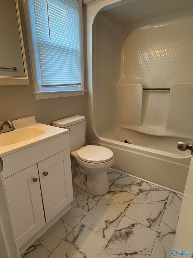 Photo - 2801 Penland Ave NW